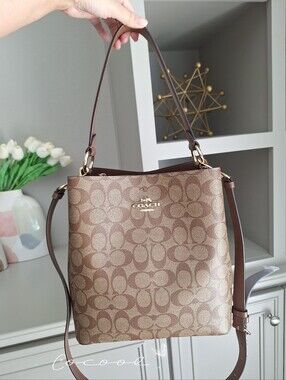 Brand New COACH Medium TOWN BUCKET BAG IN SIGNATURE CANVAS Saddle 91512